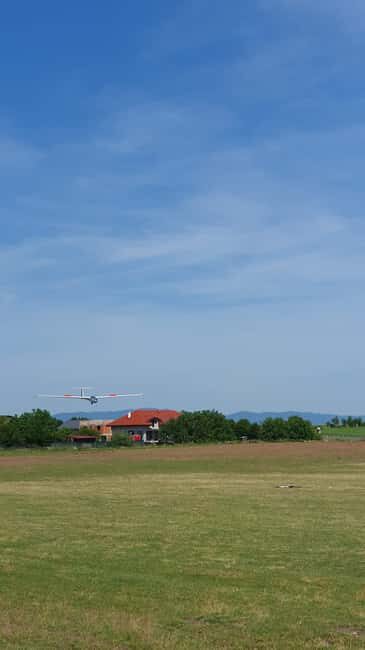 Brasov: Glider Flight Experience at Sanpetru Airfield - Additional Details and Practical Tips