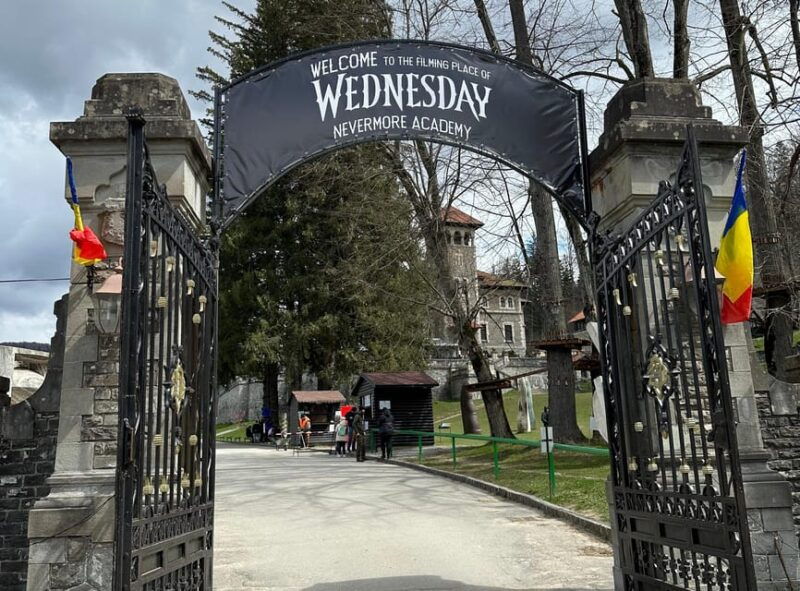 brasov-peles-and-bran-castles-nevermore-academy-day-trip