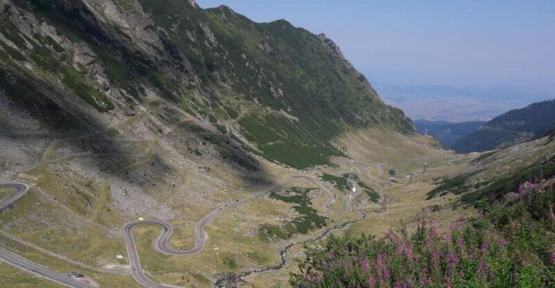 brasov-transfagarasan-highway-balea-lake-carta-monastery