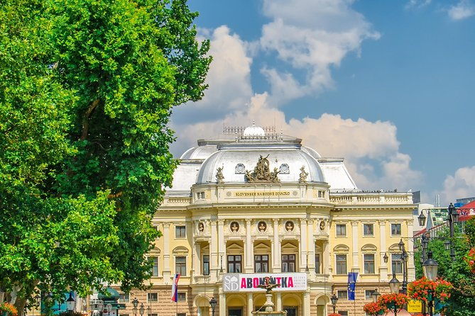 bratislava-2-hours-walking-tour-with-beer-tasting
