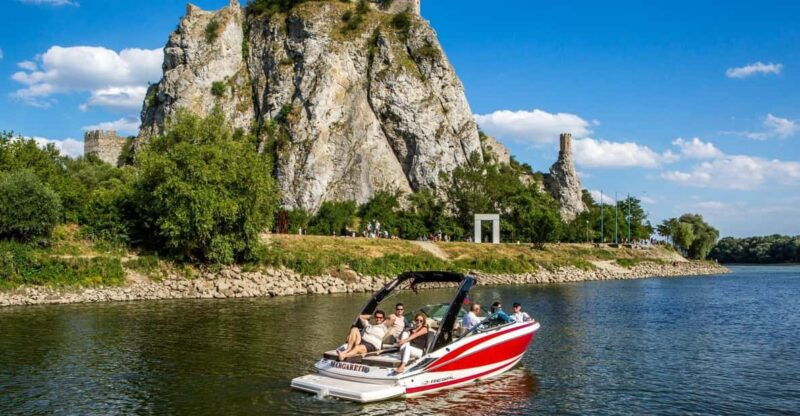 bratislava-by-private-speedboat