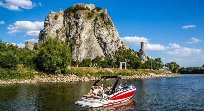 bratislava-by-private-speedboat