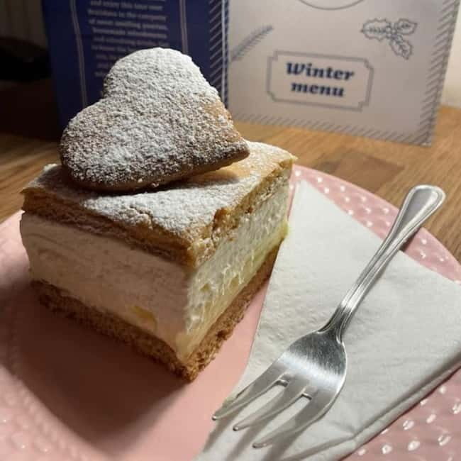Bratislava: Old Town Cake Tasting Experience - What You Can Expect from This Cake Tasting Experience  