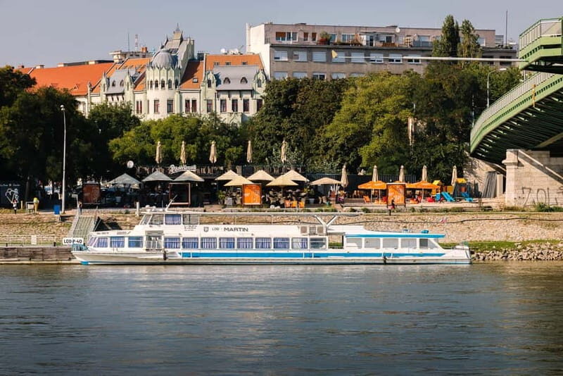 Bratislava: Panorama Cruise with Unlimited Prosecco - FAQ