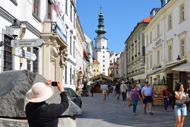 bratislava-premium-private-walking-tour-4-hours