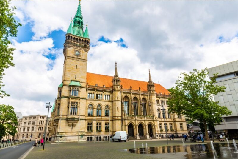 Braunschweig: Scavenger Hunt Self-Guided Walking Tour - The Experience: Benefits and Drawbacks