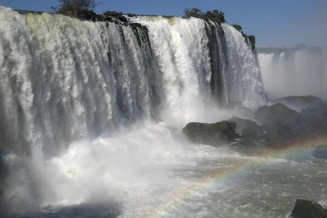 brazilian-falls-bird-park-and-itaipu-dam-from-foz-do-iguacu