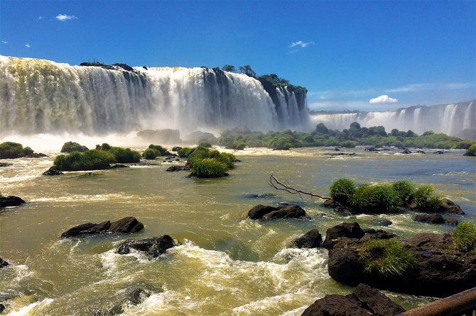brazilian-side-of-iguazu-falls-optional-boat-ride