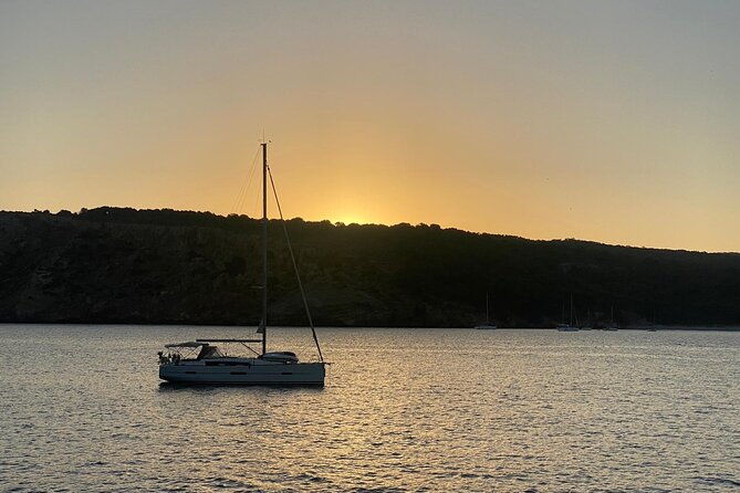breakfast-at-sunrise-in-menorca-private-guide
