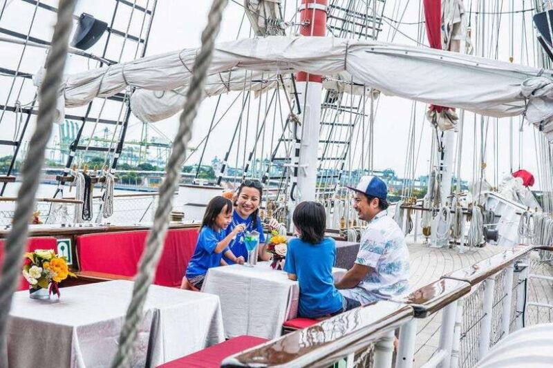 breakfast-cruise-onboard-a-tall-ship-royal-albatross