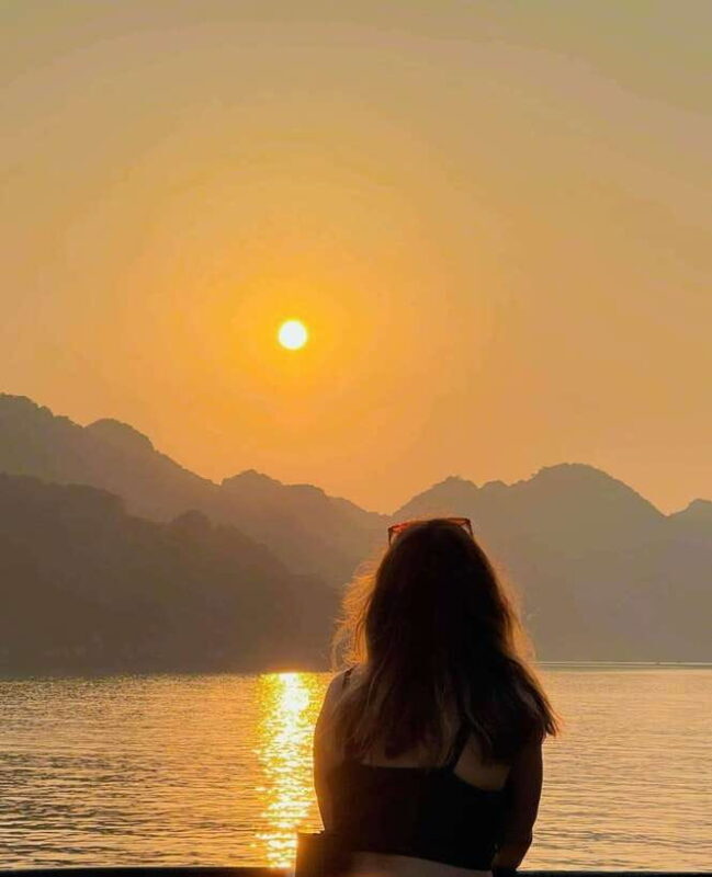Breathtaking Lan Ha Bay Sunset Tours 2025 from Cat Ba Island - Why This Tour Could Be a Great Fit