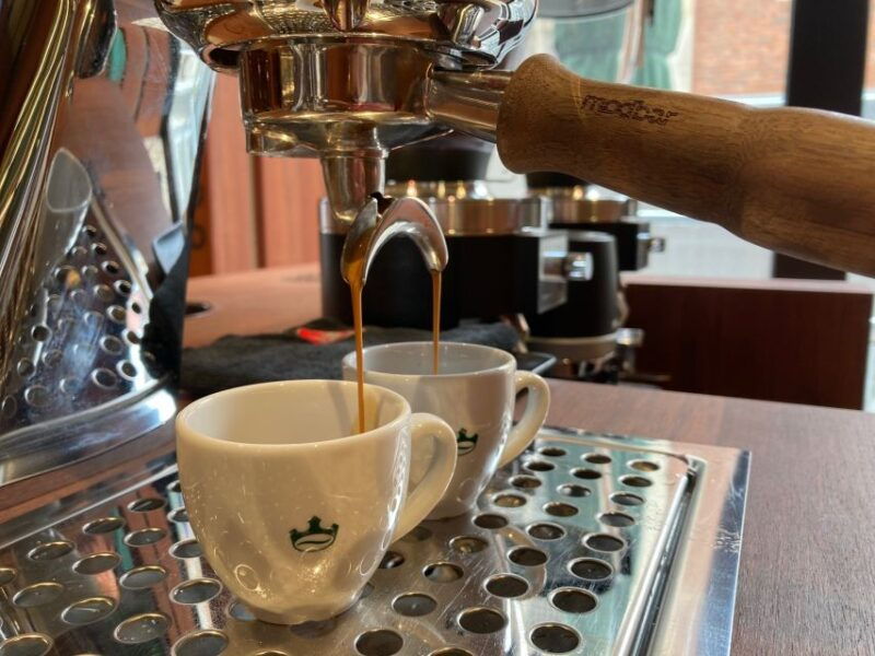 bremen-coffee-latte-art-workshop-at-johann-jacobs-haus