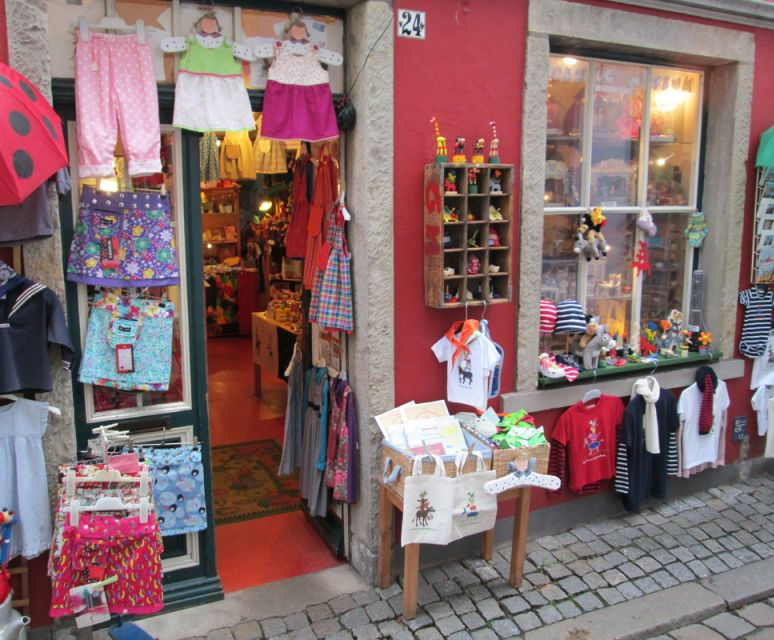 bremen-tour-through-the-historic-schnoor-district