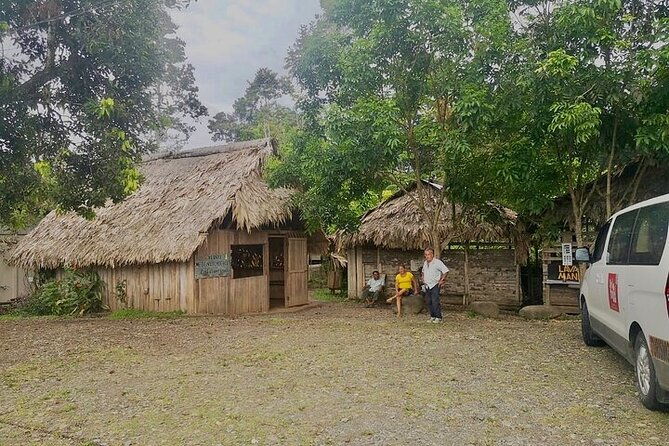 bribri-chocolate-tour-cahuita-national-park-from-san-jose