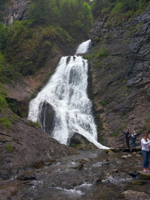 bridal-veil-falls-rachitele-oradea-1-day-tour-by-car