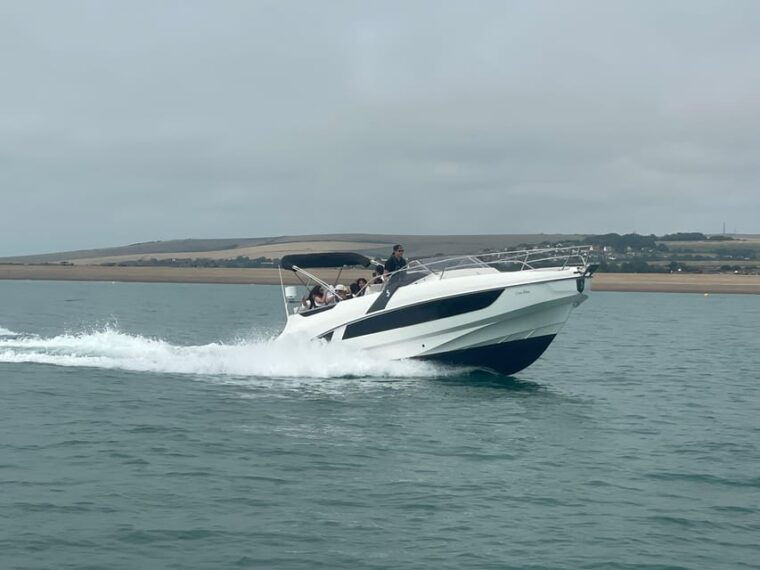 brighton-beneteau-flyer-sundeck-private-charter