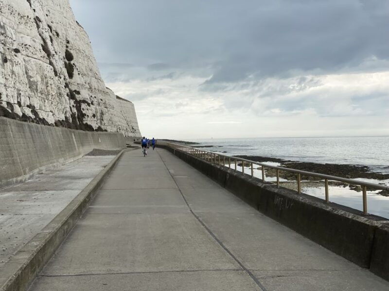 brighton-coastal-bike-tour-to-rottingdean