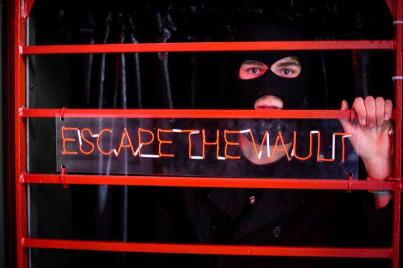 brighton-escape-the-vault-and-rob-a-bank-escape-room