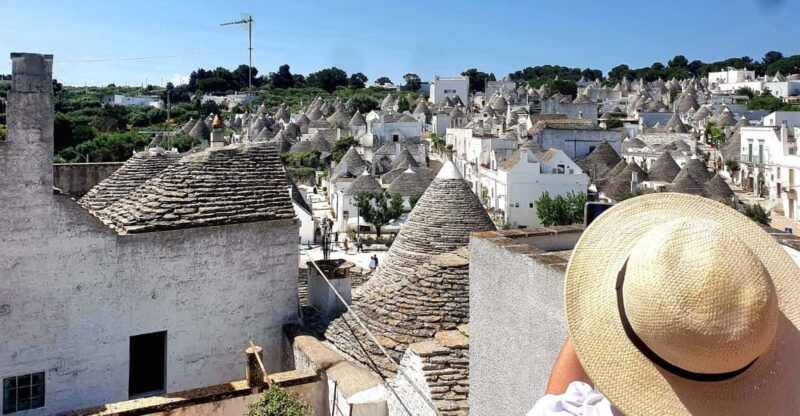 brindisi-alberobello-locorotondo-ostuni-tour-with-brunch