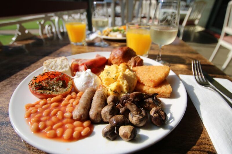 Brisbane: Hot Air Balloon Flight with Vineyard Breakfast - Key Points