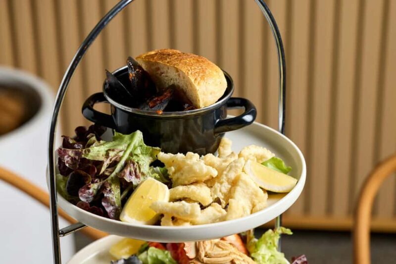 Brisbane: Sirromet Seafood Feast with Premium Tasting - An In-Depth Look at the Experience  