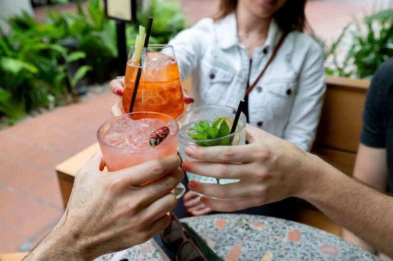 Brisbane: Small Bars and Street Art Tour with a Drink - Key Points