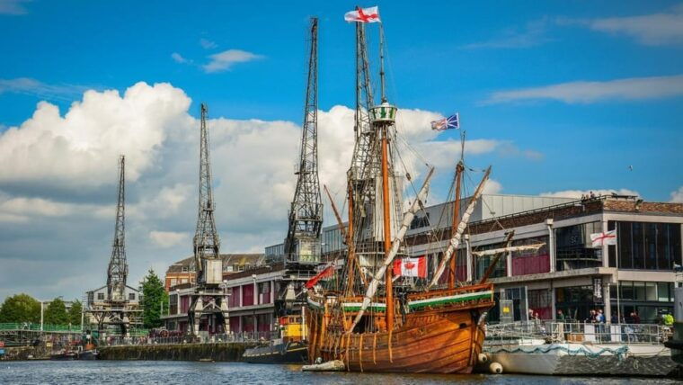 bristol-city-walking-tour-exploration-game