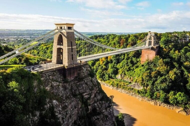 bristol-sightseeing-custom-tour-with-a-local-guide