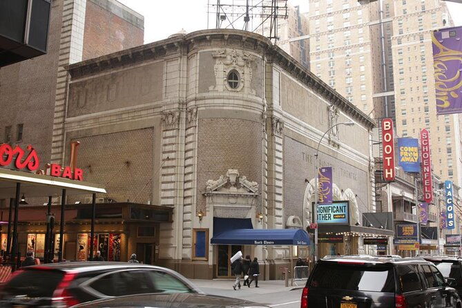 broadway-a-self-guided-audio-tour-of-the-worlds-iconic-theatre-district