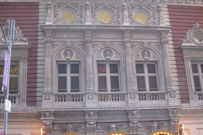 broadway-a-self-guided-audio-tour-of-the-worlds-iconic-theatre-district