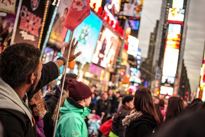 broadway-theaters-and-times-square-with-a-theater-professional