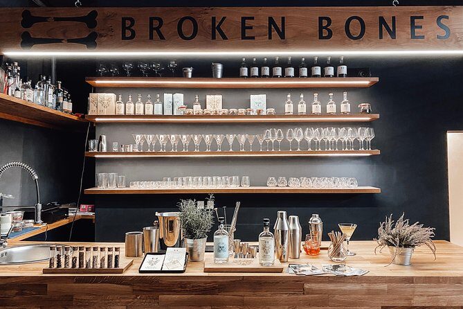 Broken Bones Gin Experience - Introducing the Broken Bones Gin Experience