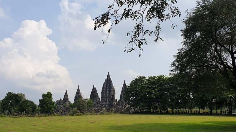 Bromo Tour from Yogyakarta in 3 Days and 2 Nights - Transportation and Logistics