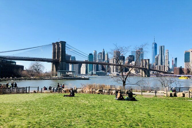 brooklyn-bridge-statue-of-liberty-and-manhattan-tour