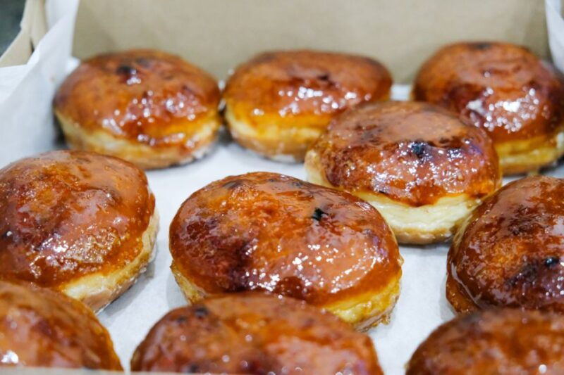brooklyn-delicious-donut-adventure-by-underground-donut-tour
