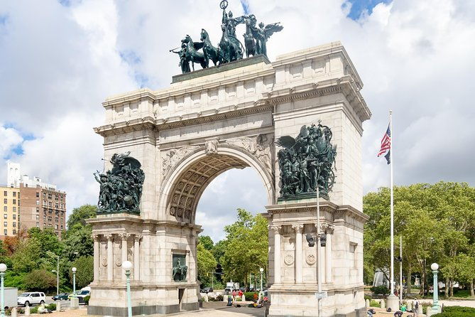 brooklyn-queens-and-the-bronx-private-tour-with-a-driver-guide