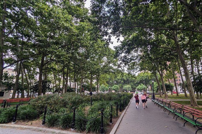 brooklyn-scavenger-hunt-walking-tour-and-game