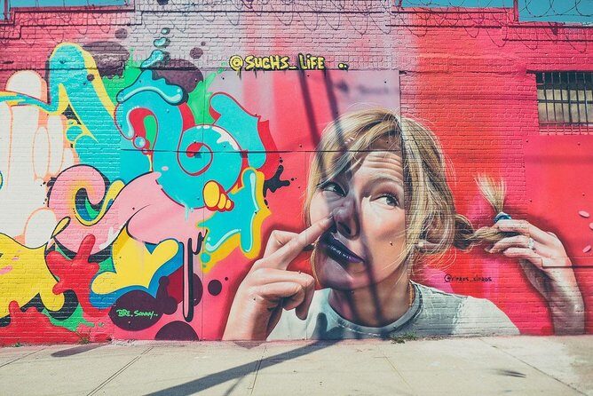 Brooklyn street art and hipster culture tour in French - The Sum Up