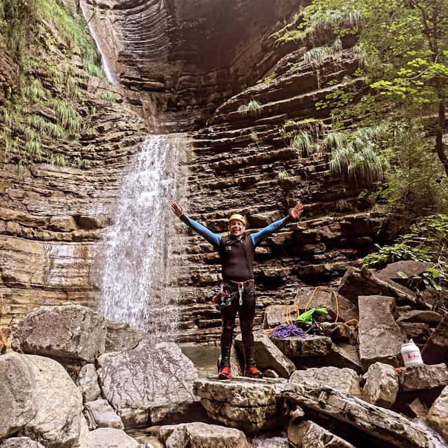 Broto: Ordesa National Park Canyoning Tour with Local Guide - Key Points