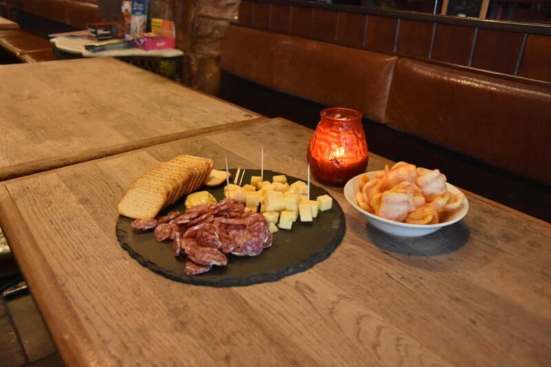 Bruges Beer Tasting Experience (with cheese!) - A Closer Look at the Bruges Beer Tasting Experience