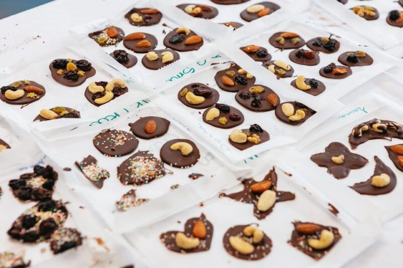bruges-belgian-praline-and-mendiants-chocolate-workshop