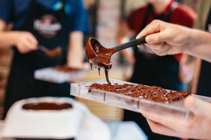 bruges-belgian-praline-and-mendiants-chocolate-workshop