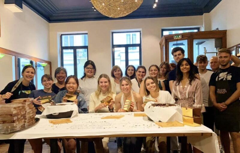 bruges-chocolate-truffle-making-class
