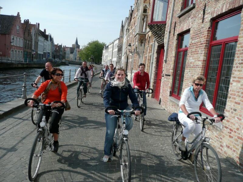 bruges-city-highlights-bike-tour