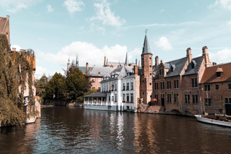 bruges-express-walk-with-a-local-in-60-minutes