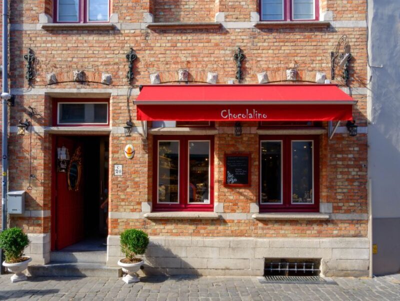 Bruges: Guided Tour & Boat Ride with Optional Beer Tasting - What to Expect from the Tour