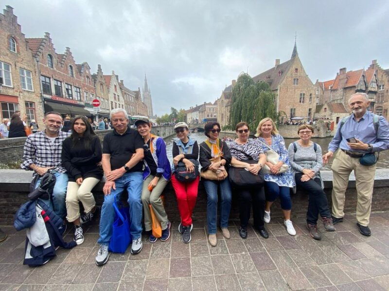 bruges-guided-walking-tour-stories-mysteries-and-people