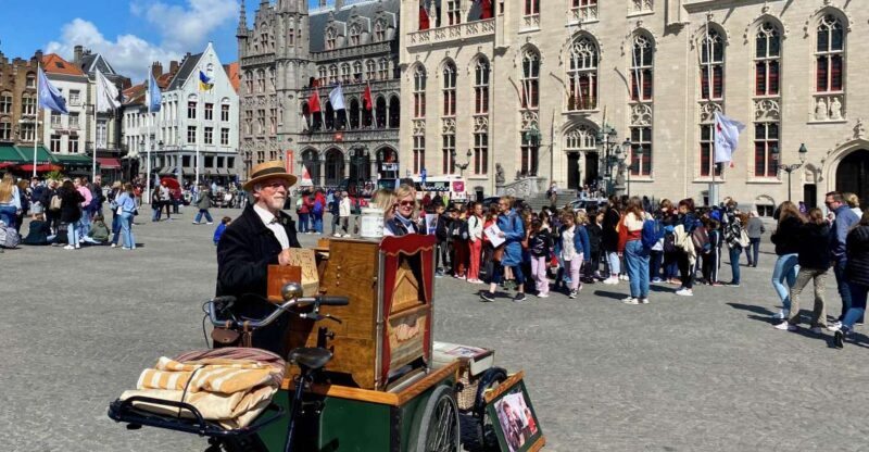Bruges Highlights, Boat, Beer, Chocolate Day trip from Paris - The Value of This Tour