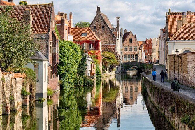 bruges-highlights-boat-beer-chocolate-day-trip-from-paris