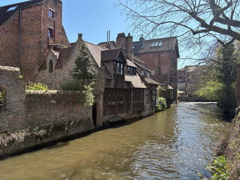 Bruges highlights, hidden gems & chocolate tour,small group - Chocolate and Culinary Delights